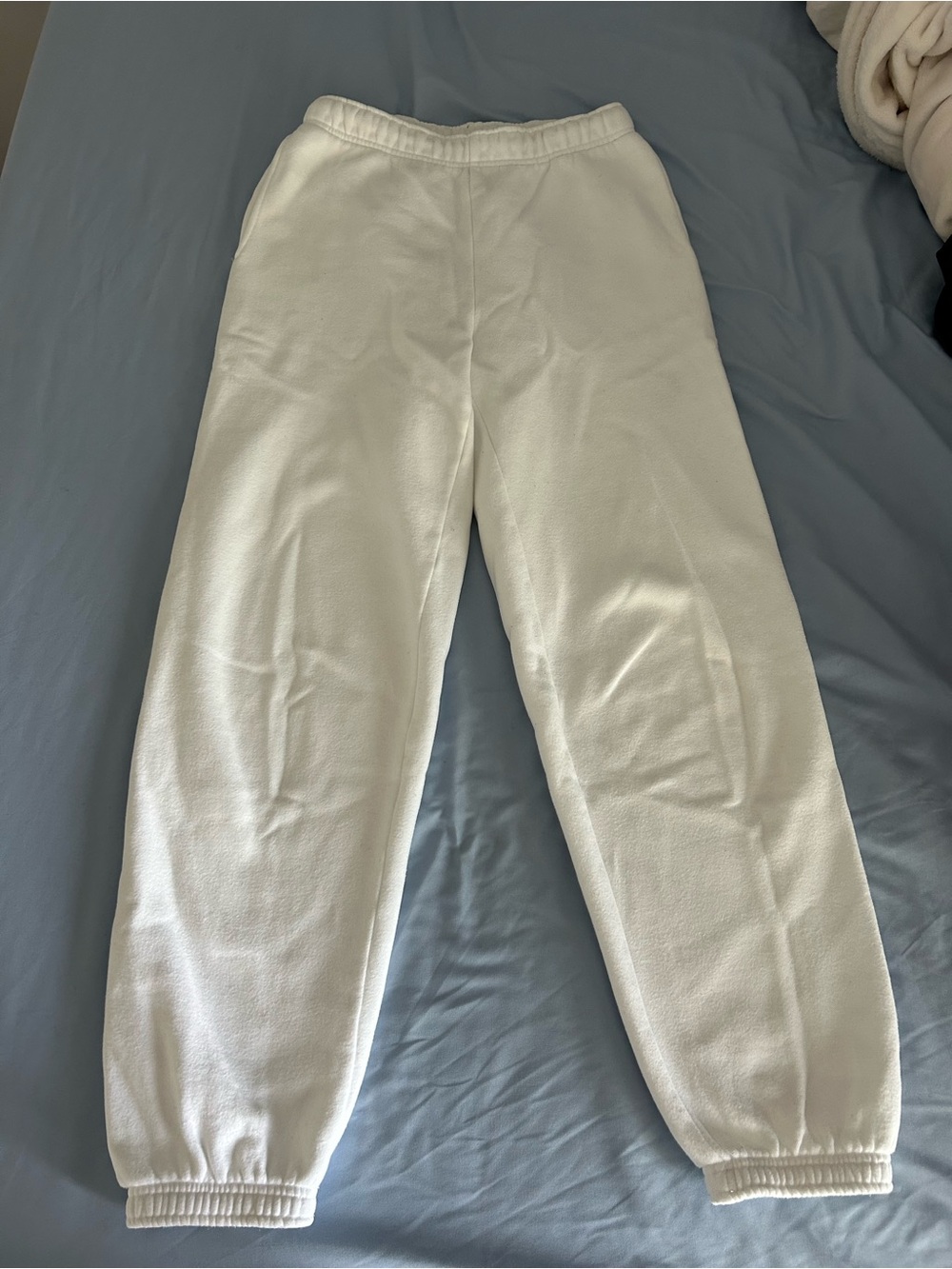Tna Cozy Mega Jogger Pants in White 2XS Like New